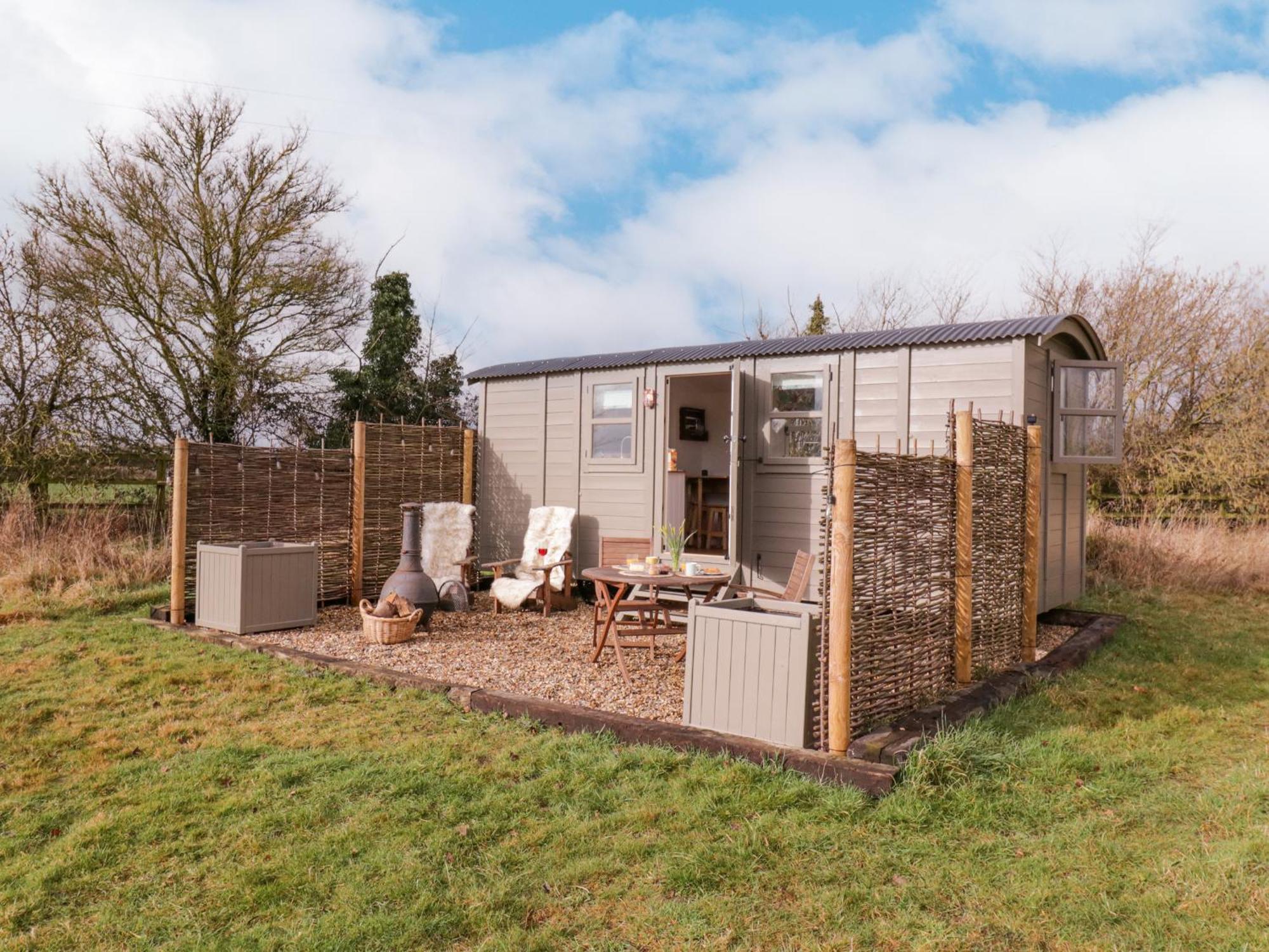 Holiday home Bumble's Retreat Whepstead